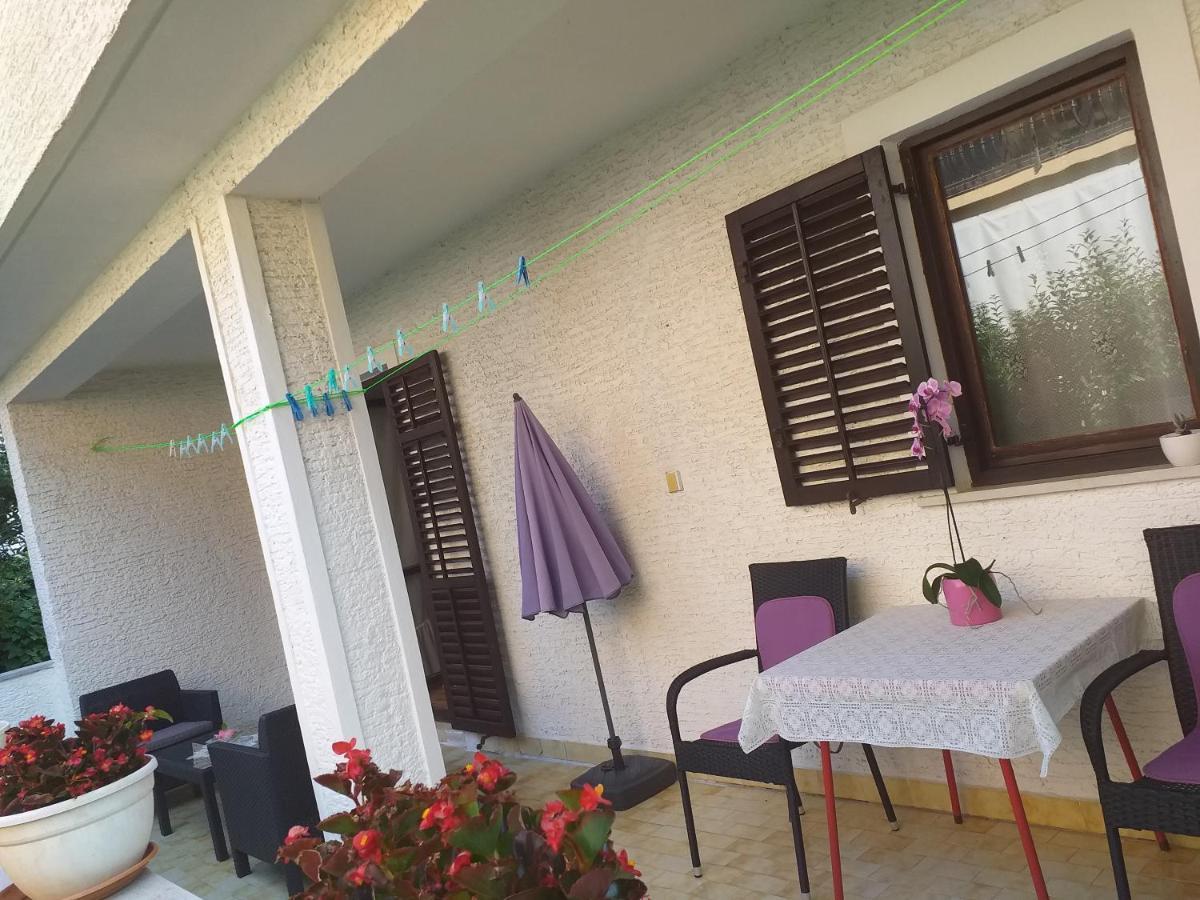 Apartmani Hrastic Porec Exterior photo