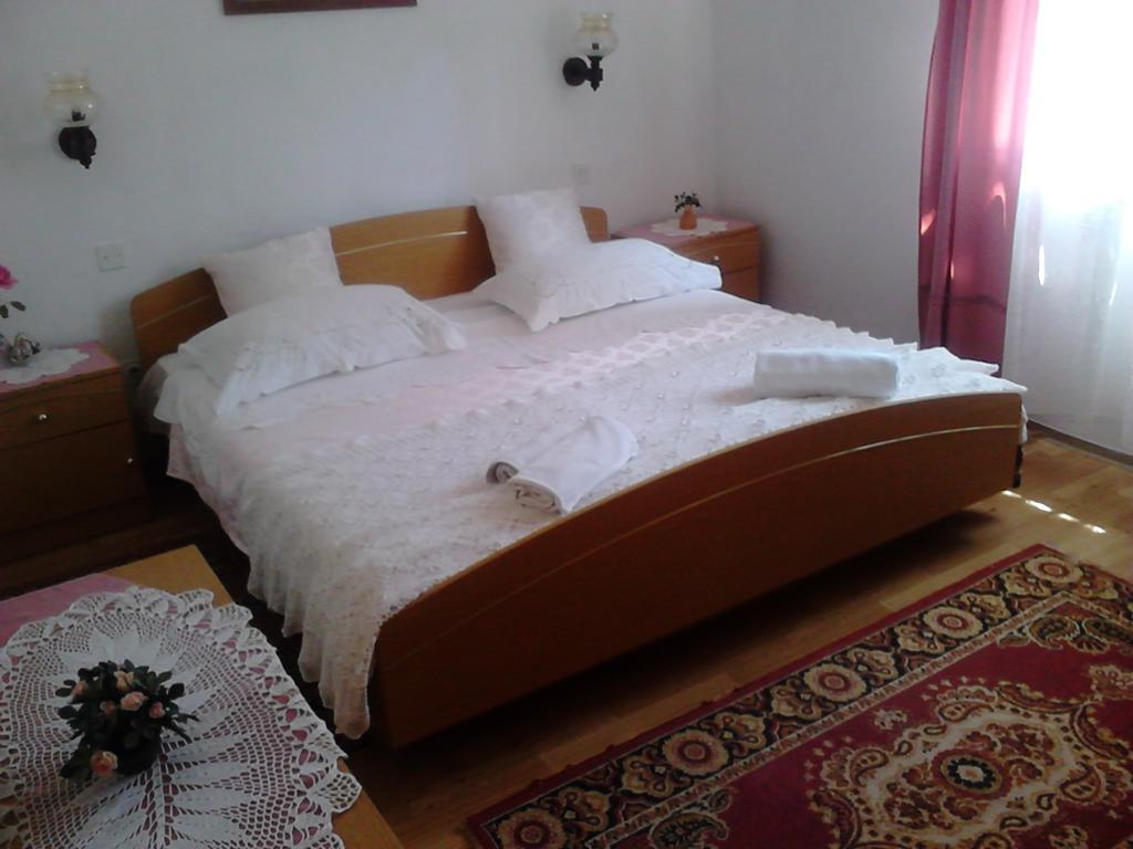 Apartmani Hrastic Porec Room photo